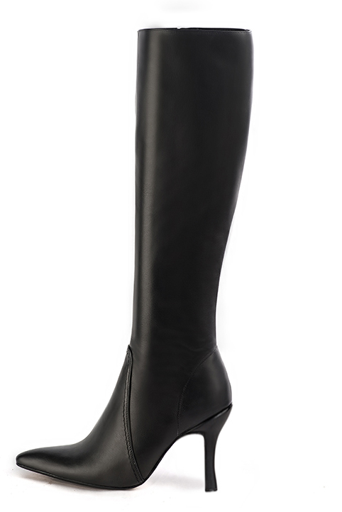 Satin black women's feminine knee-high boots. Tapered toe. Very high spool heels. Made to measure. Profile view - Florence KOOIJMAN